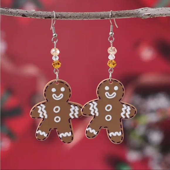 Pullover Top Soft Knit Long Sleeve with Adorable Gingerbread Man w/ Earrings - Picture 7 of 14